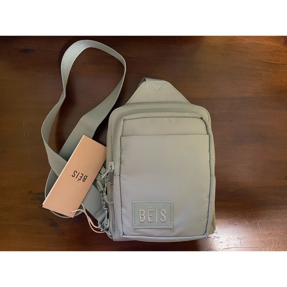 NWT Beis sport sling in slate - Picture 2 of 4
